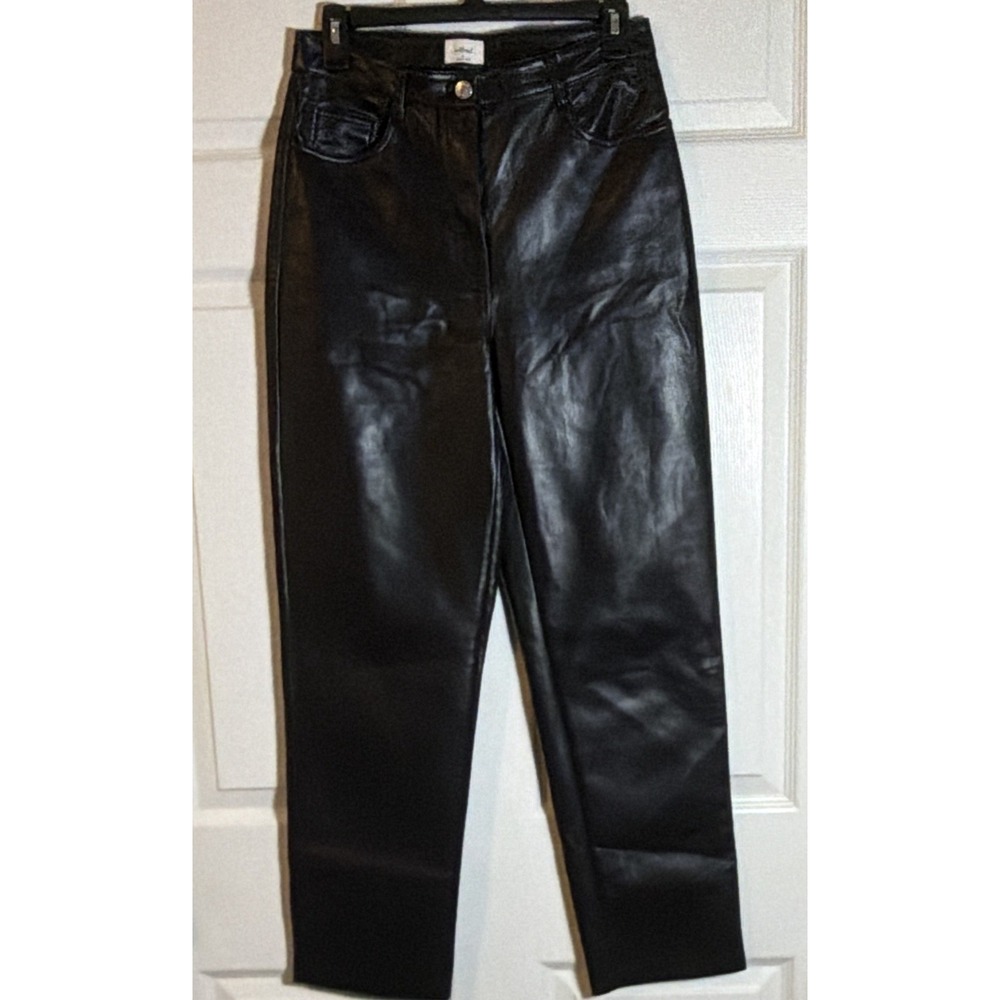 Wilfred Aritzia Women's Size 6 Black Faux Leather Straight Leg Pants